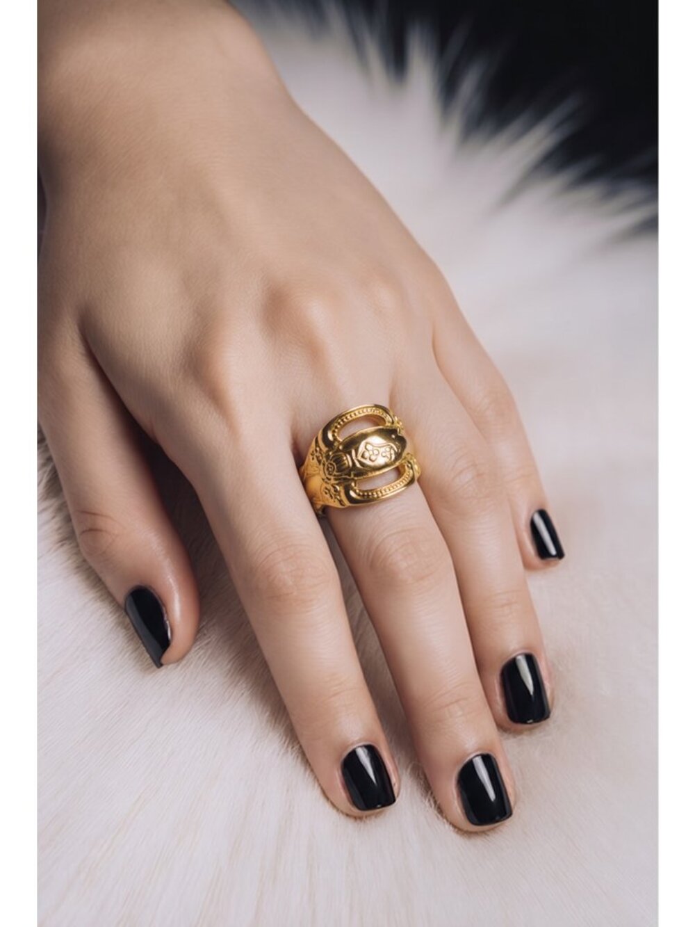 King Arthur’s Gold Electroplated Artisan Spoon Ring - Picture 2 of 12